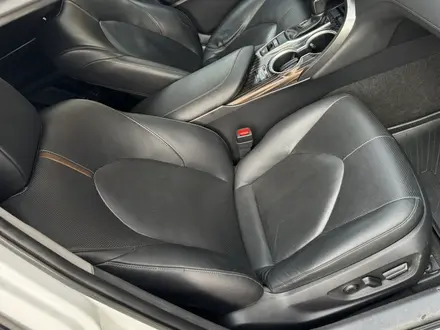 Toyota Camry 2020 года за 15 000 000 тг. в Павлодар – фото 13