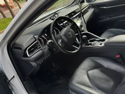 Toyota Camry 2020 года за 15 000 000 тг. в Павлодар – фото 18