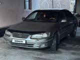 Toyota Camry 1998 годаүшін2 500 000 тг. в Семей – фото 2