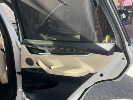 BMW X5 2015 года за 16 200 000 тг. в Алматы – фото 19