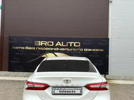 Toyota Camry 2018 года за 14 900 000 тг. в Экибастуз – фото 3