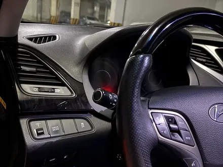Hyundai Grandeur 2013 года за 9 000 000 тг. в Алматы – фото 12
