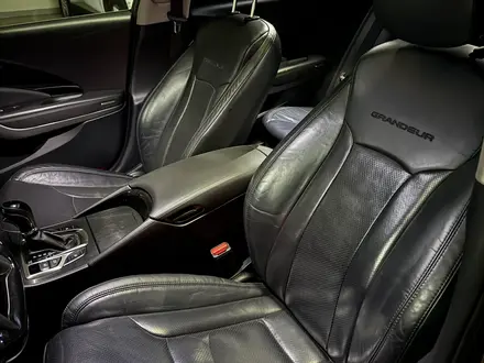 Hyundai Grandeur 2013 года за 9 000 000 тг. в Алматы – фото 13