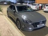 Hyundai Sonata 2020 года за 10 500 000 тг. в Астана – фото 2