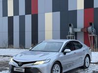 Toyota Camry 2018 года за 13 000 000 тг. в Астана