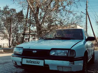 Nissan Primera, 1992