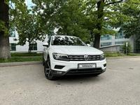 Volkswagen Tiguan 2017 года за 11 800 000 тг. в Алматы