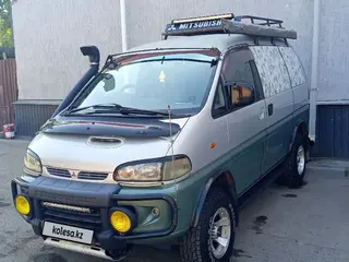 Mitsubishi Delica