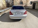 Mercedes-Benz C 200 2001 годаүшін3 000 000 тг. в Костанай – фото 4