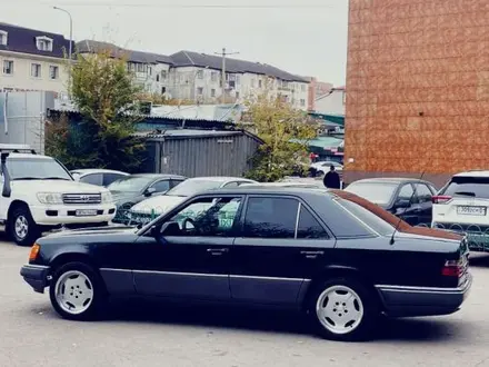 Mercedes-Benz E 280 1994 года за 3 500 000 тг. в Астана – фото 11