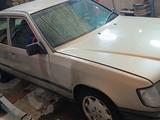 Mercedes-Benz E 260 1987 годаfor700 000 тг. в Макинск – фото 4