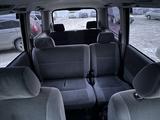 Toyota Voxy 2006 годаүшін5 100 000 тг. в Актобе – фото 3