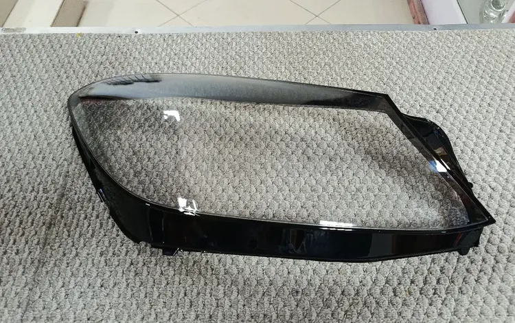 Стекла на фары Mercedes Benz W222 2017- за 40 000 тг. в Астана