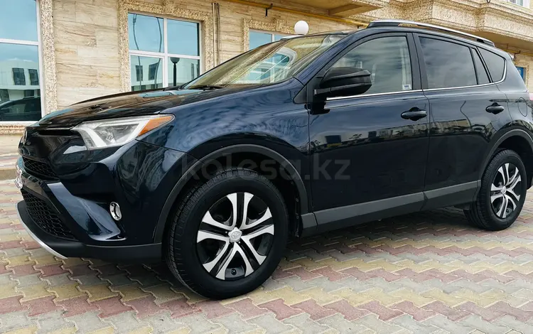 Toyota RAV4 2017 годаүшін9 400 000 тг. в Актау