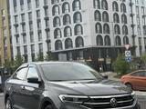 Volkswagen Polo 2021 года за 8 499 000 тг. в Астана – фото 2