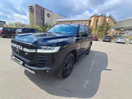 Toyota Land Cruiser 2023 года за 51 000 000 тг. в Астана – фото 2