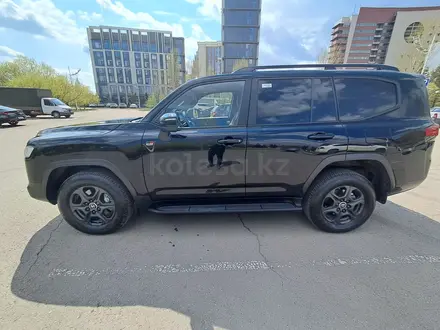 Toyota Land Cruiser 2023 года за 51 000 000 тг. в Астана – фото 3