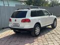 Volkswagen Touareg 2004 года за 5 850 000 тг. в Алматы – фото 6