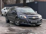 Chevrolet Malibu 2014 года за 6 500 000 тг. в Алматы – фото 2