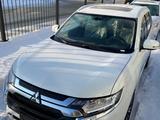 Mitsubishi Outlander 2022 года за 12 200 000 тг. в Актобе – фото 5