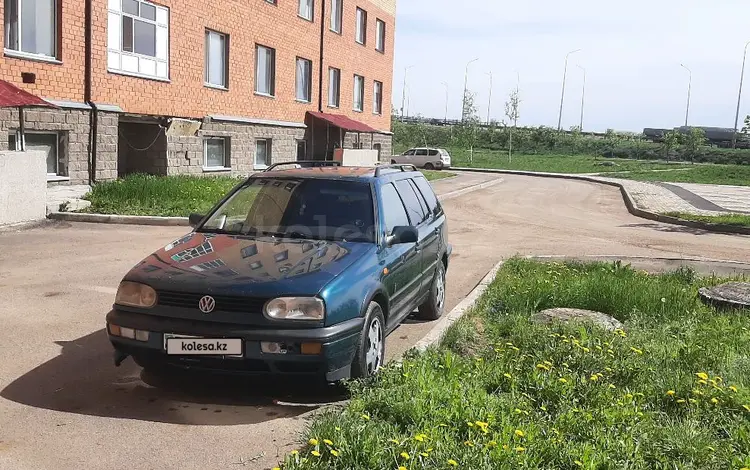 Volkswagen Golf 1994 года за 1 600 000 тг. в Астана