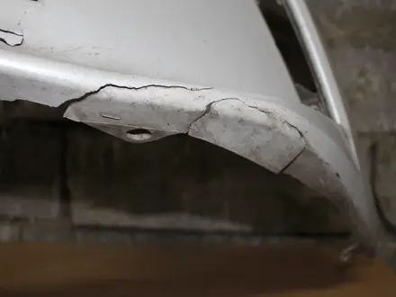 Бампер передний Toyota Camry 80 за 75 000 тг. в Караганда – фото 3