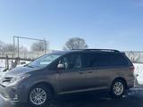 Toyota Sienna 2017 года за 16 000 000 тг. в Алматы – фото 2