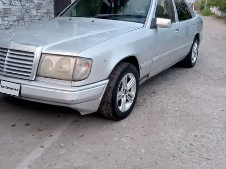 Mercedes-Benz E 200 1987 года за 850 000 тг. в Шелек