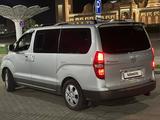 Hyundai Starex 2009 годаүшін11 000 000 тг. в Астана – фото 3