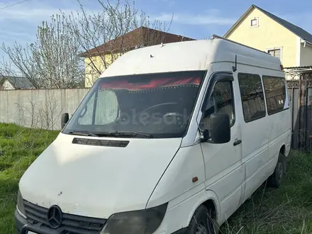 Mercedes-Benz Sprinter 2000 года за 2 900 000 тг. в Алматы – фото 2