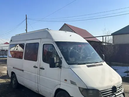 Mercedes-Benz Sprinter 2000 года за 2 900 000 тг. в Алматы – фото 6