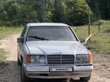 Mercedes-Benz E 260 1986 года за 600 000 тг. в Талгар