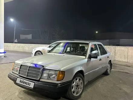 Mercedes-Benz E 260 1990 года за 850 000 тг. в Алматы – фото 7