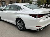 Lexus ES 350 2023 года за 28 000 000 тг. в Алматы – фото 4