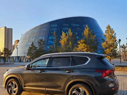Hyundai Santa Fe 2022 года за 21 800 000 тг. в Астана – фото 4