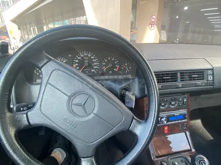 Mercedes-Benz SL 300 1992 года за 6 500 000 тг. в Астана – фото 3