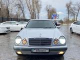 Mercedes-Benz E 230 1997 годаfor3 100 000 тг. в Тараз