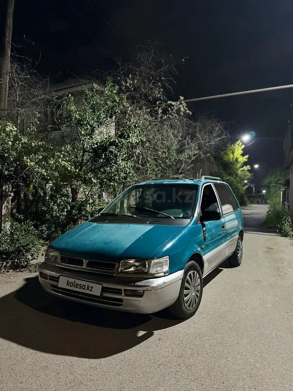 Mitsubishi Space Wagon, 1992