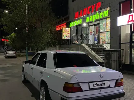 Mercedes-Benz E 200 1990 года за 1 600 000 тг. в Кызылорда – фото 4