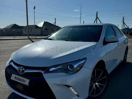 Toyota Camry 2015 года за 6 400 000 тг. в Атырау – фото 4