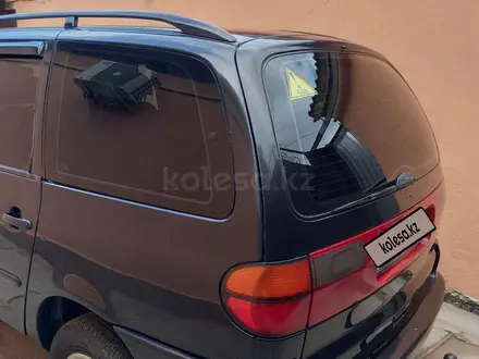 Volkswagen Sharan 1996 года за 2 200 000 тг. в Кызылорда – фото 2