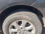 Toyota Avensis Verso 2001 года за 2 700 000 тг. в Атырау – фото 2