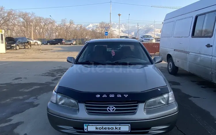 Toyota Camry 1999 годаfor3 200 000 тг. в Алматы