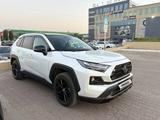 Toyota RAV4 2024 года за 16 700 000 тг. в Актобе – фото 4