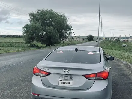 Hyundai Elantra 2015 года за 3 300 000 тг. в Актобе – фото 2