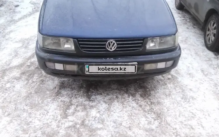 Volkswagen Passat 1994 годаүшін1 300 000 тг. в Астана