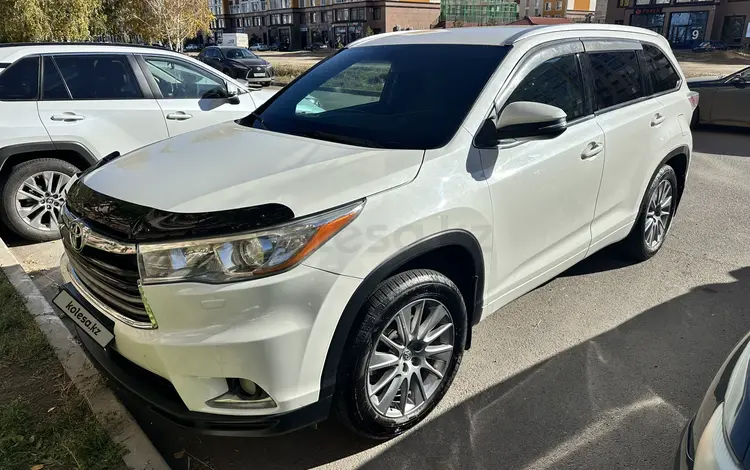 Toyota Highlander 2014 годаүшін14 500 000 тг. в Астана