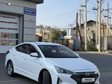 Hyundai Elantra 2019 годаүшін4 800 000 тг. в Шымкент – фото 2