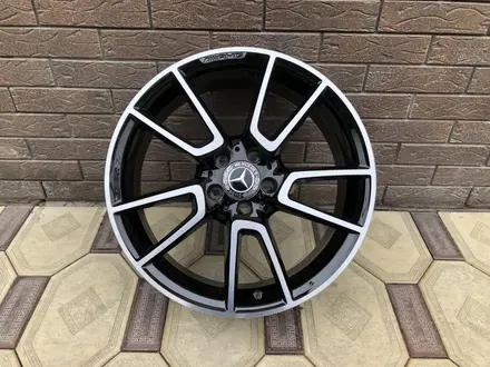 Оригинальные диски R19 на Mercedes C, E Class Мерседес за 620 000 тг. в Алматы – фото 16