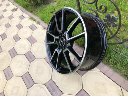 Оригинальные диски R19 на Mercedes C, E Class Мерседес за 620 000 тг. в Алматы – фото 3